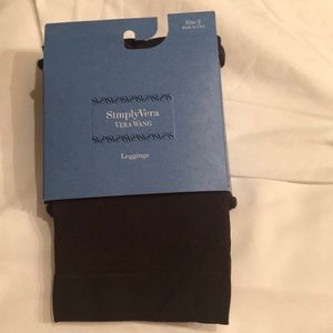 NWT VERA WANG LEGGINGS in cocoa, new in packaging.